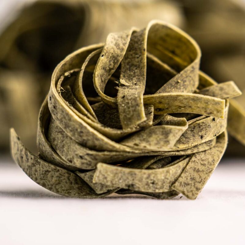 fettuccine artigianali al basilico