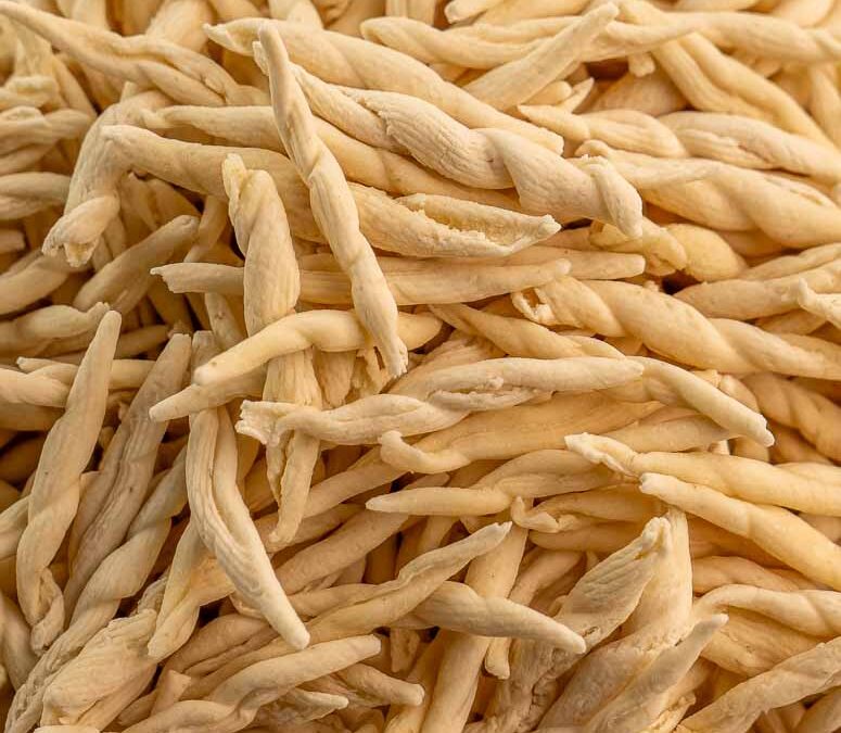 mucchio di trofie, pasta artigianale ligure